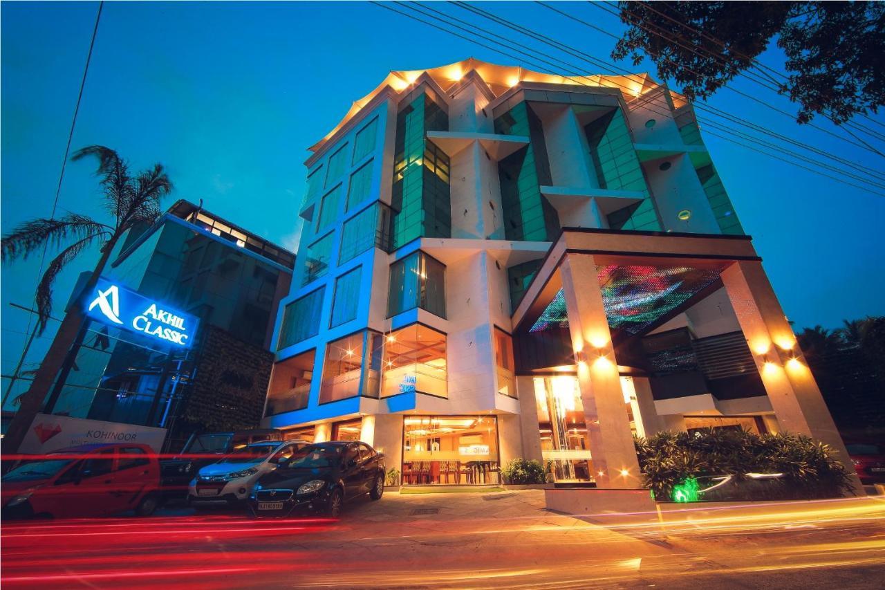 阿克希尔经典酒店 特里凡得琅 外观 照片